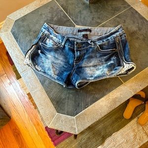 Material Girl Short Size 11